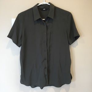 Uniqlo Rayon Short Sleeve Blouse
